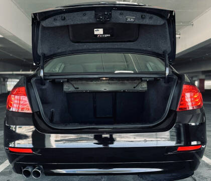 2015 BMW 5 Series 528i