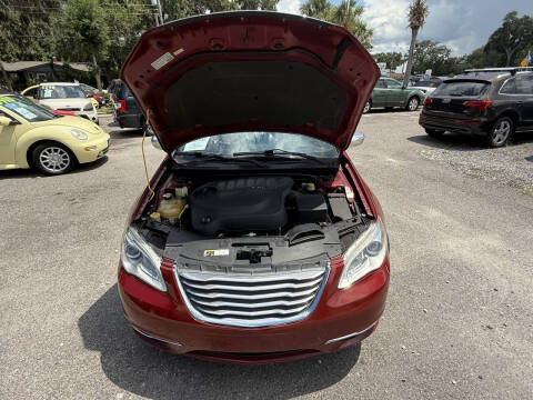 2014 Chrysler 200 Limited