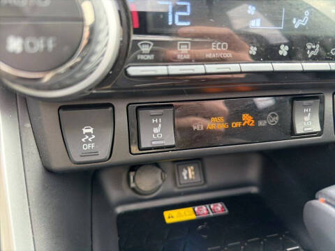 2024 Toyota RAV4 Hybrid XSE