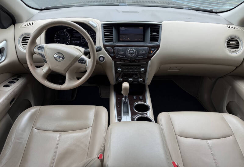 2014 Nissan Pathfinder Platinum