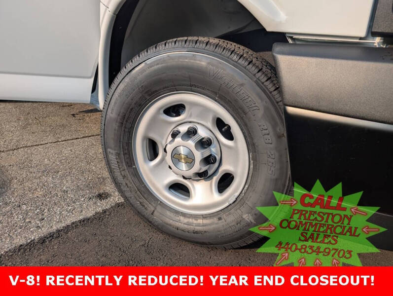 2025 Chevrolet Express 2500