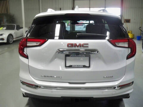 2024 GMC Terrain Denali