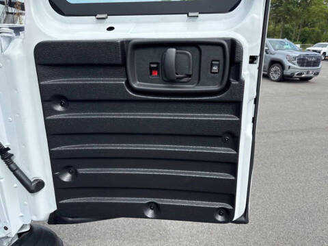 2025 Chevrolet Express 2500