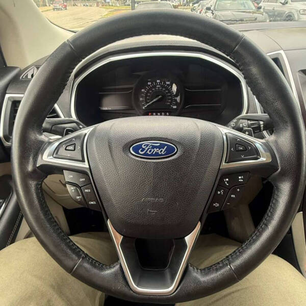 2017 Ford Edge Titanium