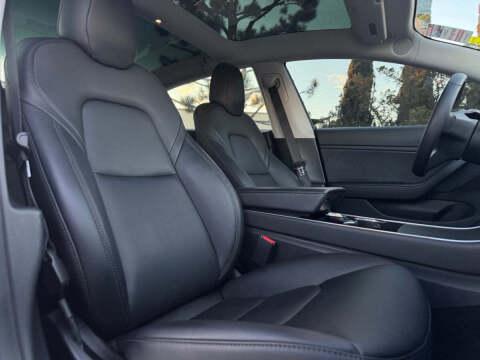 2019 Tesla Model 3 Mid Range