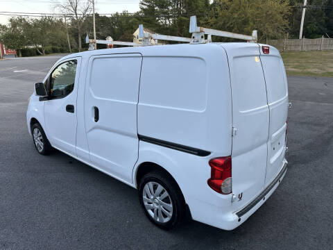 2017 Nissan NV200 SV
