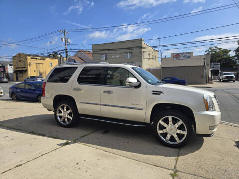 2013 Cadillac Escalade Luxury