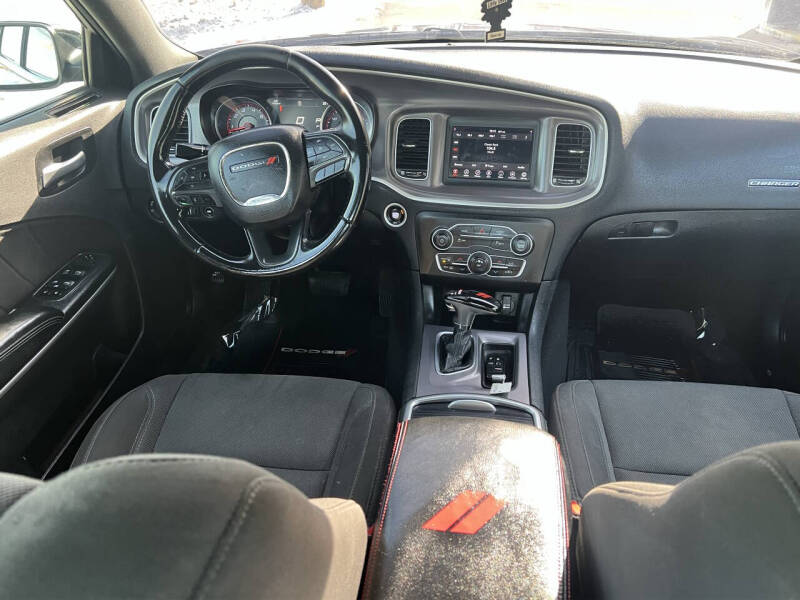 2019 Dodge Charger SXT