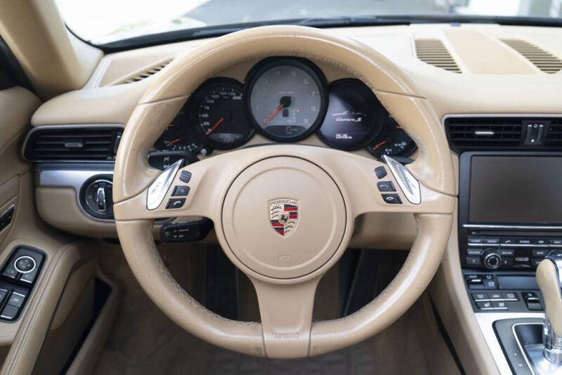 2015 Porsche 911 Carrera S