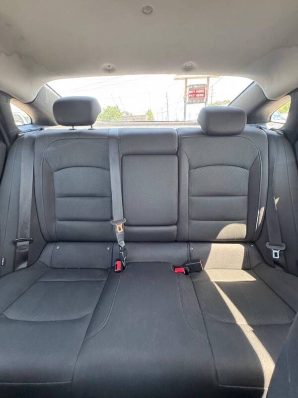 2017 Chevrolet Malibu LT