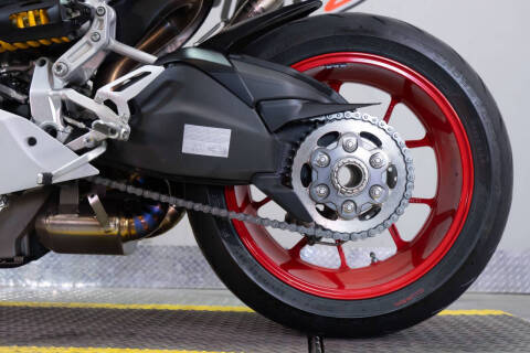 2022 Ducati Panigale V2