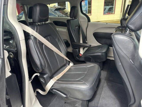 2020 Chrysler Pacifica Touring L Plus