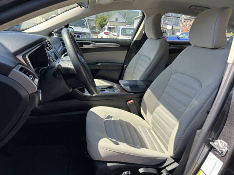 2018 Ford Fusion Hybrid S