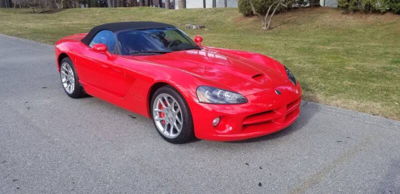 2004 Dodge Viper for sale at Classic Motor Sports in Merrimack NH