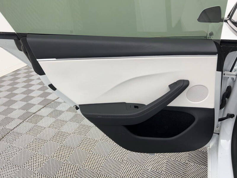 2025 Tesla Model 3 Long Range