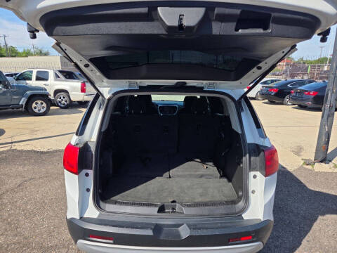 2017 GMC Acadia SLE-1