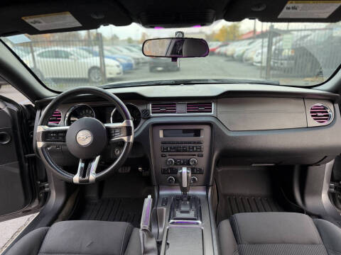 2013 Ford Mustang V6