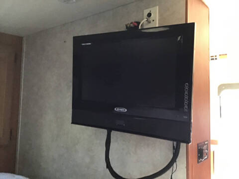 2012 Eagle Cap Adventurer 995 / 20ft