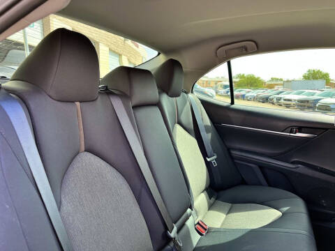 2020 Toyota Camry LE