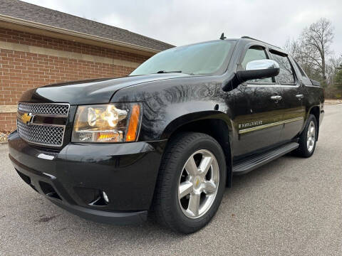 2009 Chevrolet Avalanche for sale at Minnix Auto Sales LLC in Cuyahoga Falls OH