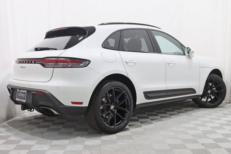 2022 Porsche Macan
