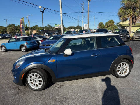 2015 MINI Hardtop 2 Door Cooper