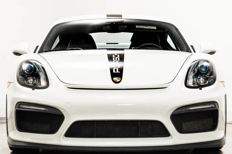 2016 Porsche Cayman GT4