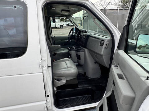 2013 Ford E-Series E-150