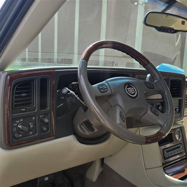 2005 Cadillac Escalade