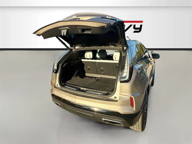 2024 Cadillac XT4 Sport