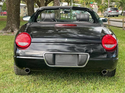 2002 Ford Thunderbird Deluxe