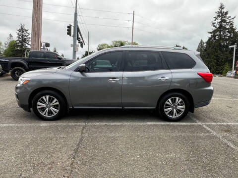 2019 Nissan Pathfinder SL