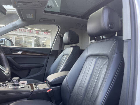 2019 Audi Q5 quattro Premium Plus 45 TFSI