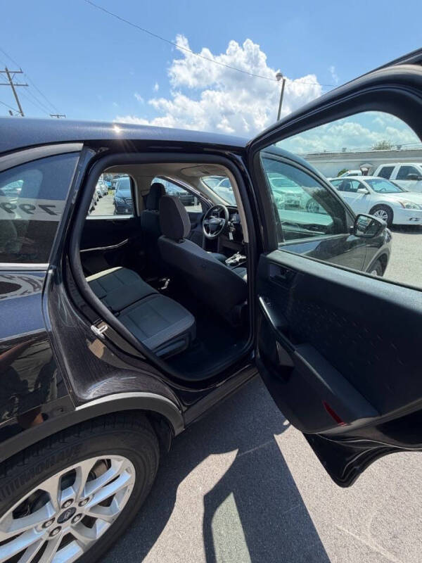2020 Ford Escape S