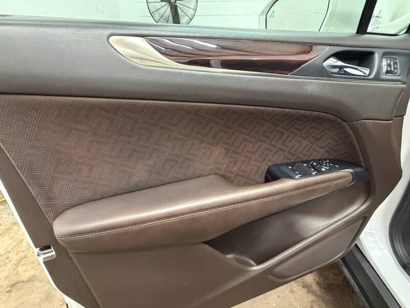 2017 Lincoln MKC Black Label