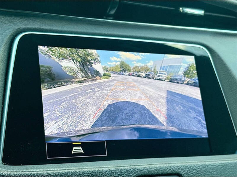 2022 Cadillac XT4 Luxury