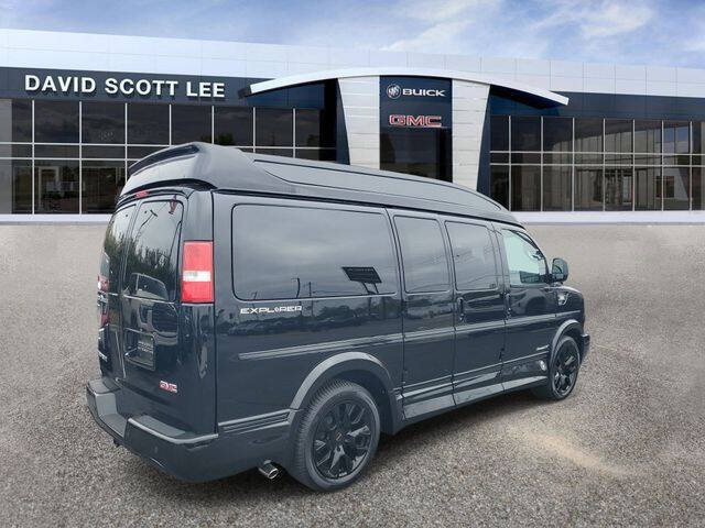 2024 GMC Savana 2500