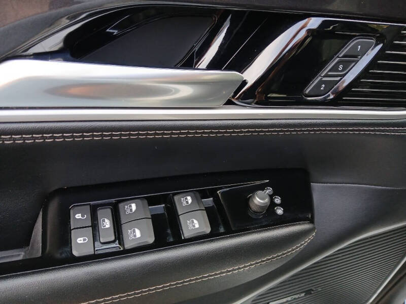 2024 Jeep Wagoneer L