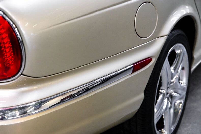 2006 Jaguar XJ-Series XJ8