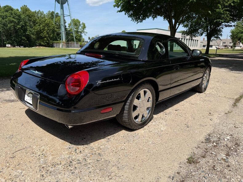 2002 Ford Thunderbird Deluxe