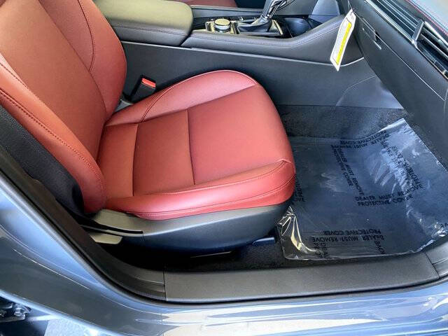 2026 Mazda Mazda3 Hatchback 2.5 S Carbon Edition