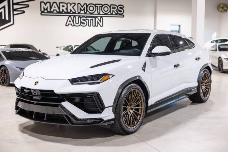 2023 Lamborghini Urus Performante