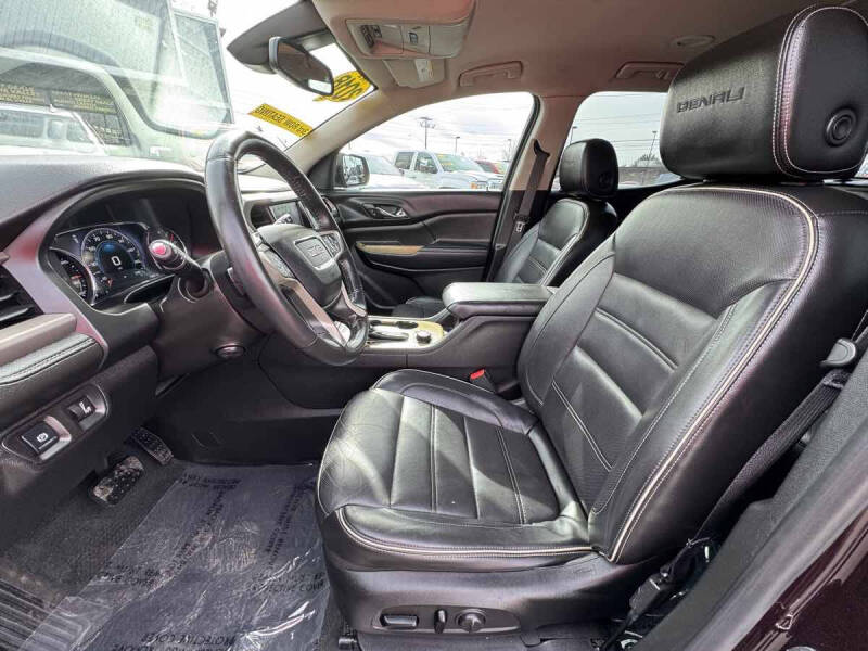 2018 GMC Acadia Denali