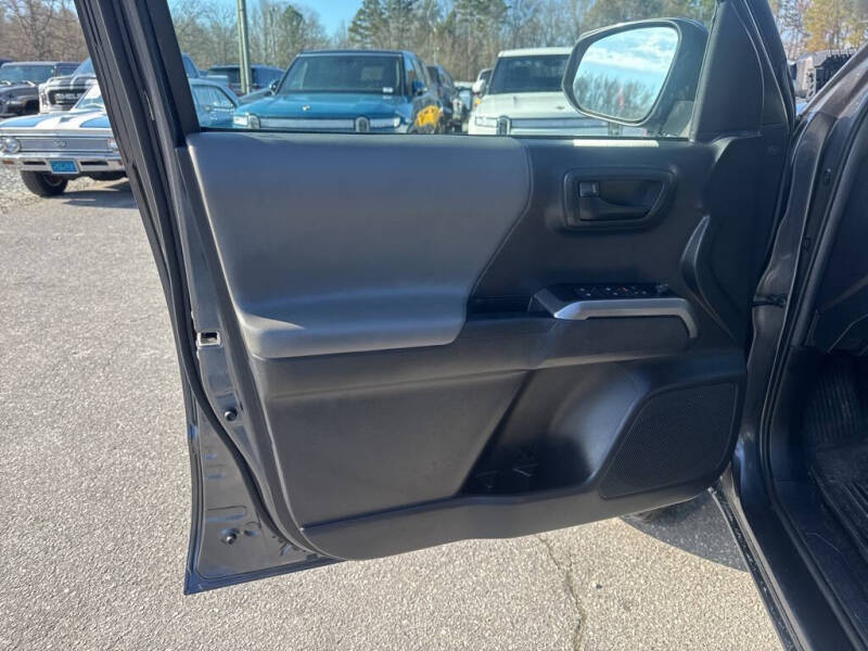 2022 Toyota Tacoma SR5 V6