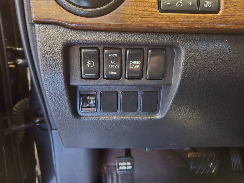 2019 Nissan Titan Platinum Reserve