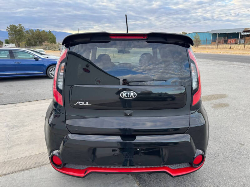 2015 Kia Soul +