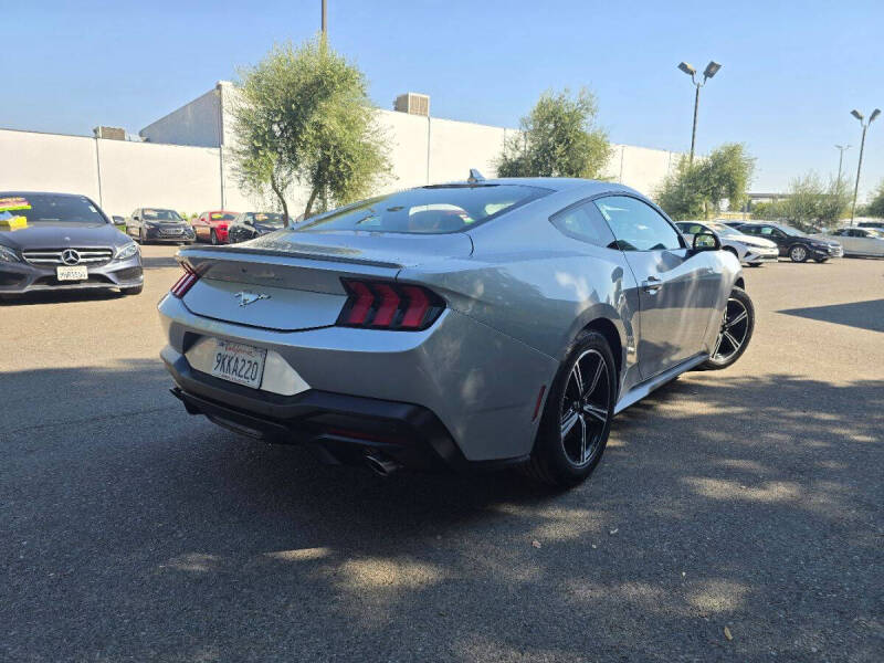 2024 Ford Mustang EcoBoost Premium
