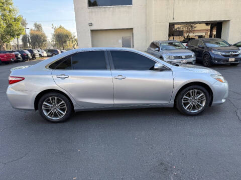 2016 Toyota Camry SE