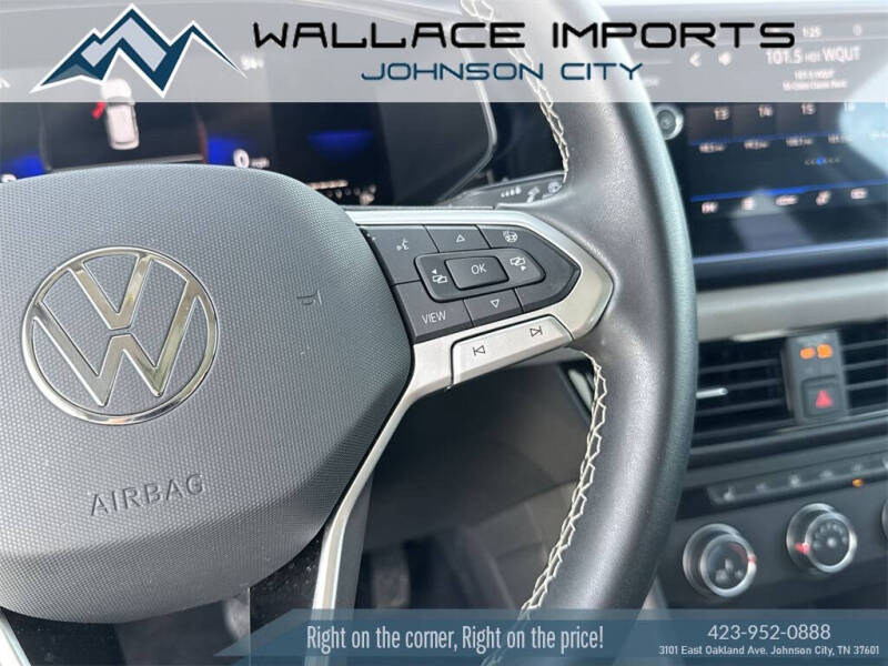 2022 Volkswagen Taos SE 4Motion