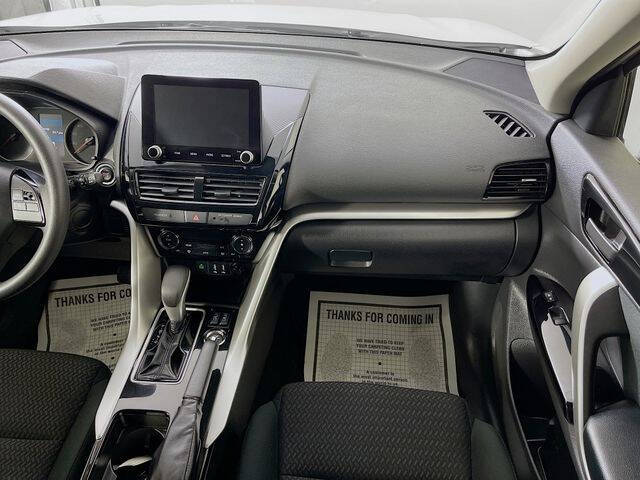 2024 Mitsubishi Eclipse Cross LE
